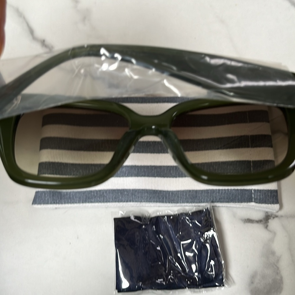 J.CREW Cay oversized sunglasses - Picture 7 of 9